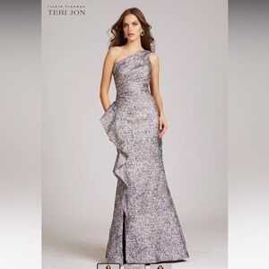 Rickie freeman  TERI JON - Jacquard One Shoulder Side Ruffle Gown - size 6